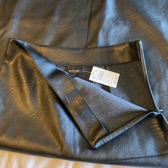 Eclipse black pleather shirt Sz small NWTs. Perfect for fall & winter! Versatile - Picture 8 of 9